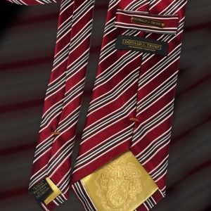 Donald J. Trump Signature Collection silk necktie